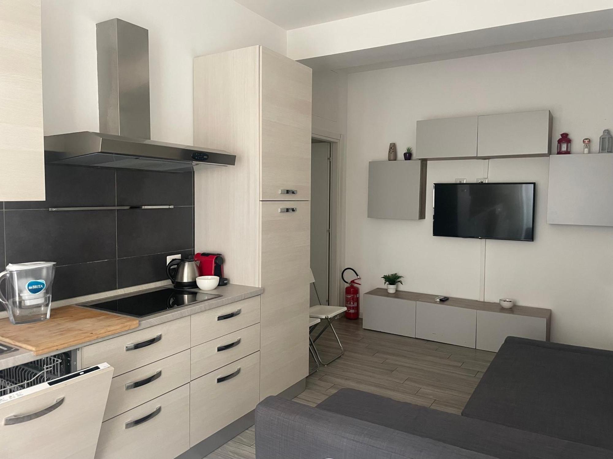 Gardone Apartment - Ampio Appartamento Con 2 Camere Da Letto - Comodo Per Duomo! Μιλάνο Εξωτερικό φωτογραφία