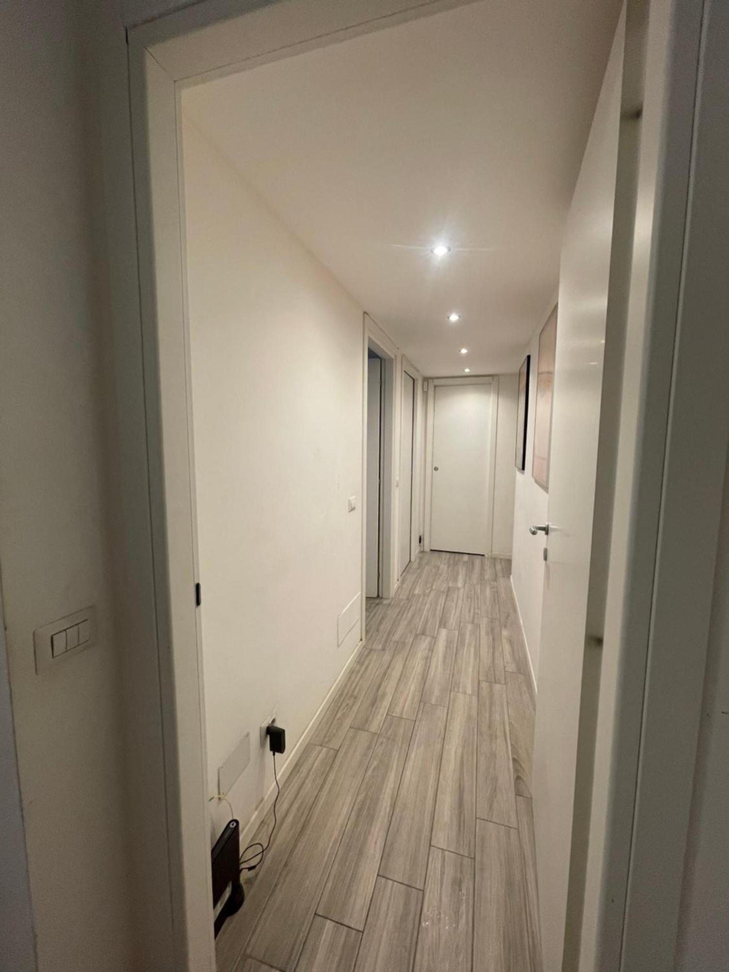 Gardone Apartment - Ampio Appartamento Con 2 Camere Da Letto - Comodo Per Duomo! Μιλάνο Εξωτερικό φωτογραφία
